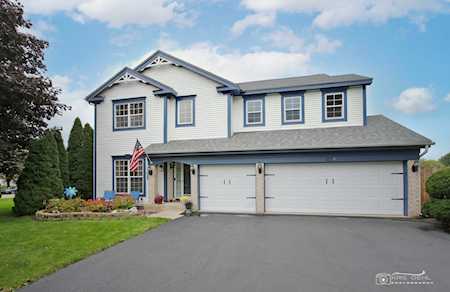 1056 Autumn Dr Antioch, IL 60002