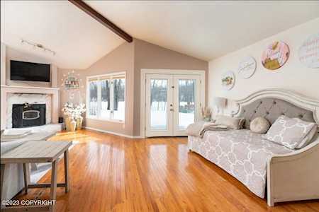 1839 Beaver Place Anchorage, AK 99504