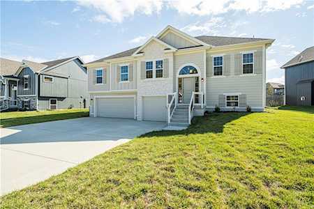 10417 N Donnelly Ave Kansas City, MO 64157