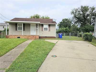1037 Tifton St Norfolk, VA 23513