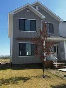 109 Mcghee St Fort McMurray, AB T9H 0