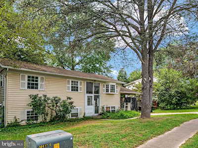 771 Stevenson Rd Severn, MD 21144