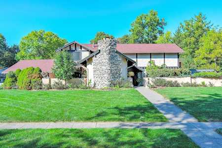 928 Clayton Drive Worthington, OH 43085