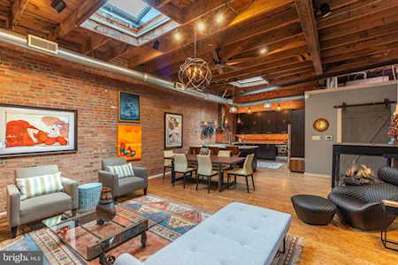 151012 North St W Philadelphia, PA 19130