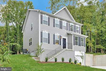 5321 Temple Hill Rd Temple Hills, MD 20748