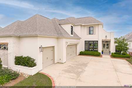 2437 Pete Maravich Ct Baton Rouge, LA 70810