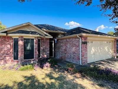 4730 Grovewood Drive Garland, TX 75043