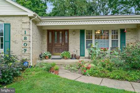 1807 Mason Hill Dr Alexandria, VA 22307