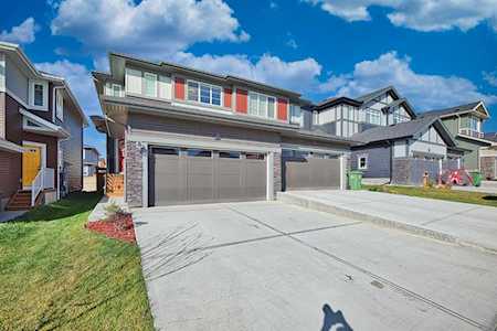 83 Sundown Close Cochrane, AB T4C1E6