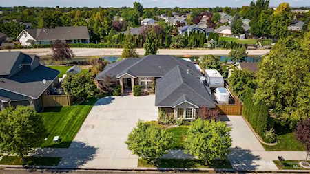2324 E Green Canyon Dr. Meridian, ID 83642