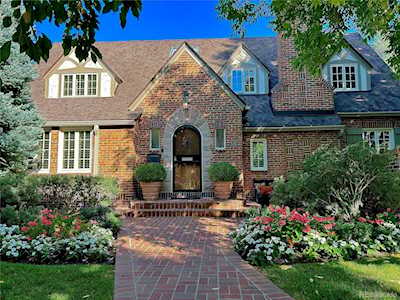 330 Albion St Denver, CO 80220