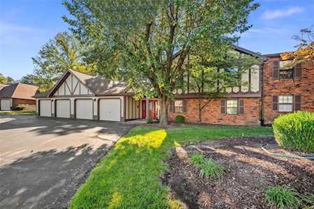 1623 Walpole Dr Chesterfield, MO 63017