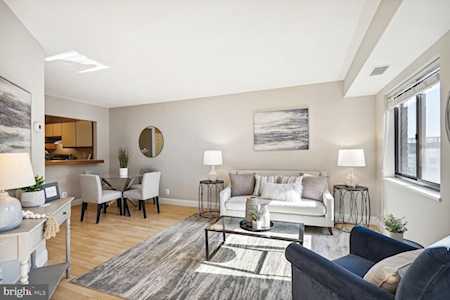 900 N Stafford St #1710 Arlington, VA 22203