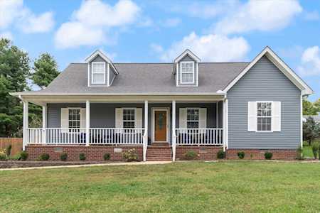 2714 Buckner Rd Thompsons Station, TN 37179
