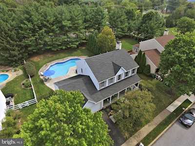 33 Ironwood Dr Collegeville, PA 19426