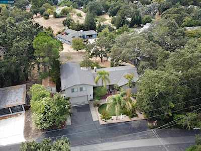 373 Nob Hill Dr Walnut Creek, CA 94596