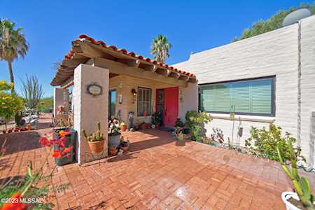 5660 E Paseo Del Suelo Tucson, AZ 85750