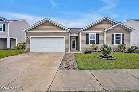 9745 Woodriff Circle NE Leland, NC 28451