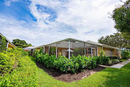 3801 Ridgewood Drive Palm Beach Gardens, FL 33403