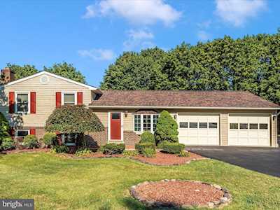 5384 Annapolis Dr Mount Airy, MD 21771