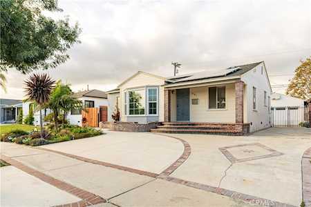 3407 Centralia St Lakewood, CA 90712