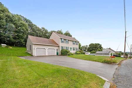 273 Oregon Ave Woonsocket, RI 02895