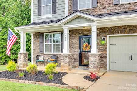 989 Autumn Glen Ct Lake Wylie, SC 29710