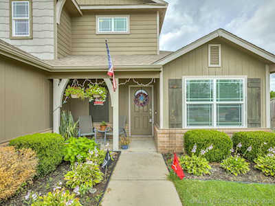 8908 S 253rd East Ave Broken Arrow, OK 74014
