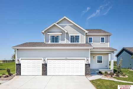 1906 Hummingbird Dr Bellevue, NE 68123