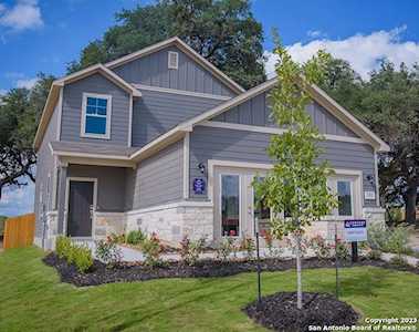151 Honey Oak Ln New Braunfels, TX 78130