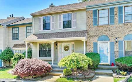 13 Interlaken Ct #7 Freehold, NJ 07728