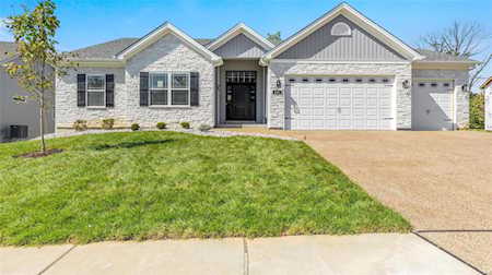 419 Cottage grove Dr Wentzville, MO 63385