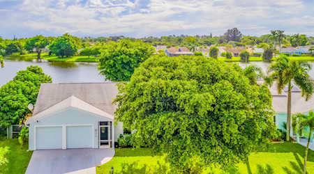 5270 Harwood Lane Lake Worth, FL 33467