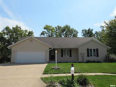 303 N Phil Gould Dr Hanna City, IL 61536