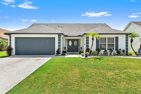 1610 Yachtman Place Wellington, FL 33414