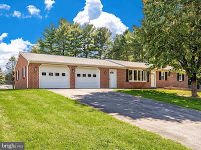 7531 Mcclellan Ave Boonsboro, MD 21713