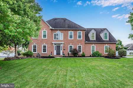 29 Cherish Dr Camp Hill, PA 17011