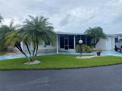 318 Pine Loop Frostproof, FL 33843