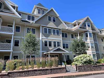 2 Sterling Hill Ln #223 Exeter, NH 03833