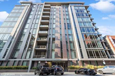 360 W Erie St #4B Chicago, IL 60654