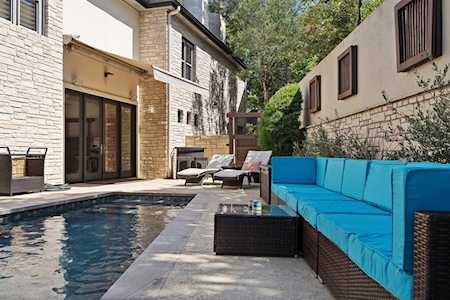 9 Swiftwater TRL The Hills, TX 78738