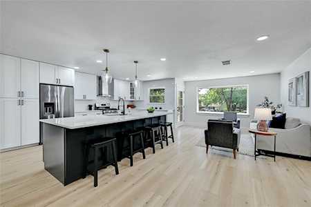 2101 Columbia CV Austin, TX 78723