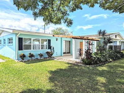 350 Willow Ln Ellenton, FL 34222