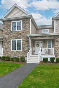 96 Essex Cir #22 Raynham, MA 02767
