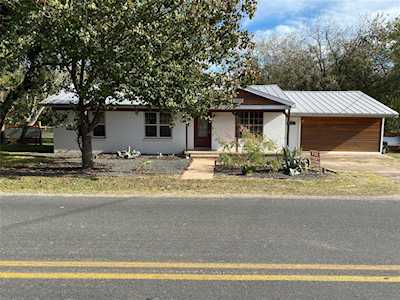 2401 Mecca RD Austin, TX 78733