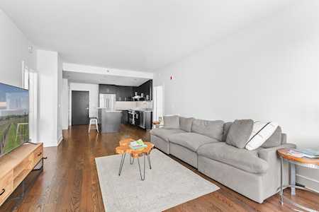 1100 Maxwell Lane #509 Hoboken, NJ 07030