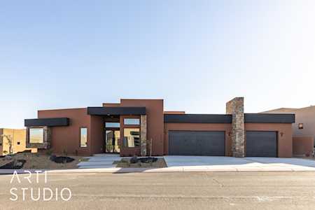5429 W Copper Cliffs Way Hurricane, UT 84737