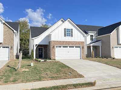 2107 Barringer Ln Murfreesboro, TN 37128