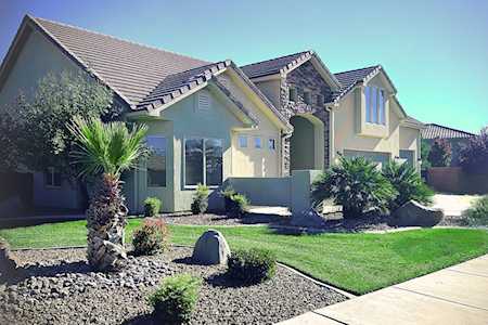 2475 S Wilson DR Hurricane, UT 84737