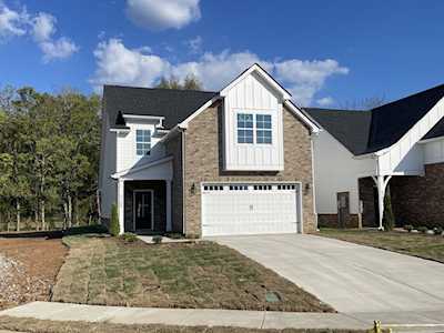 2105 Barringer Ln Murfreesboro, TN 37128